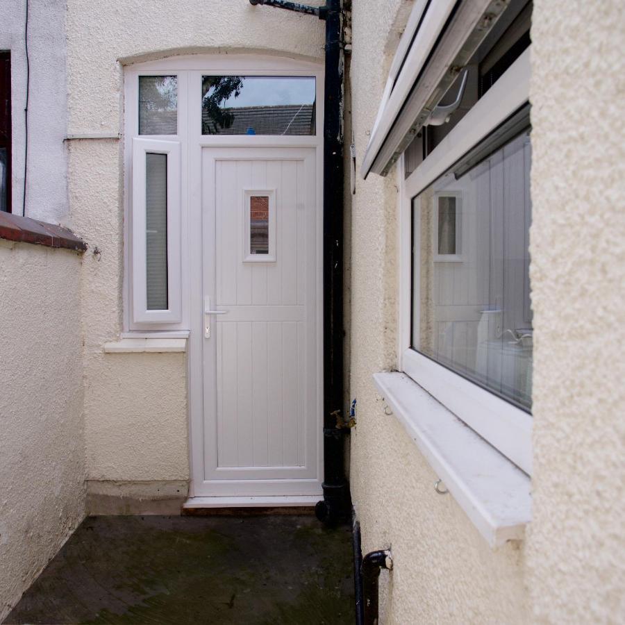 Crystal House 10Min To Manchester City Centre Ideal For Work And Leisure Экстерьер фото