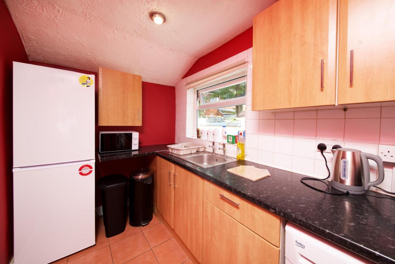 Crystal House 10Min To Manchester City Centre Ideal For Work And Leisure Экстерьер фото