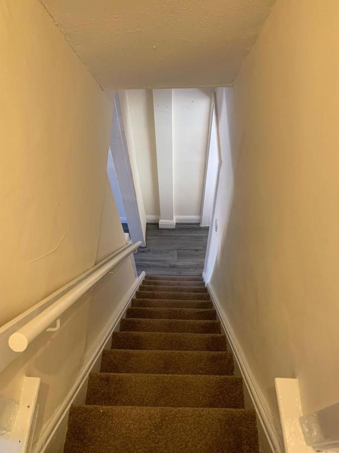 Crystal House 10Min To Manchester City Centre Ideal For Work And Leisure Экстерьер фото
